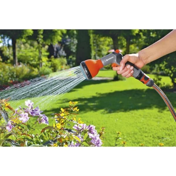 GARDENA Classic Multi-Purpose Gun – Frostskydd – Original GARDENA System – Flera strålar – 2-års garanti