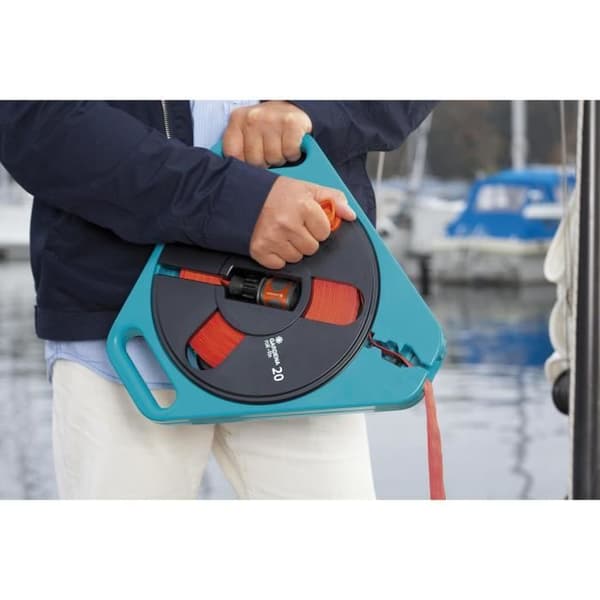 GARDENA Classic 20 platt textilslang i haspellåda – Längd 20m – Ø12mm – Maxtryck 25 bar – 5 års garanti (757-20)