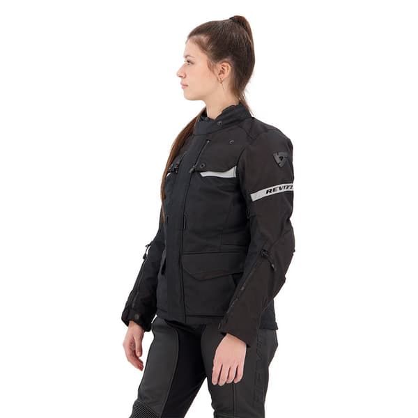 Revit Outback 4 H2o Takki Musta 34 Nainen