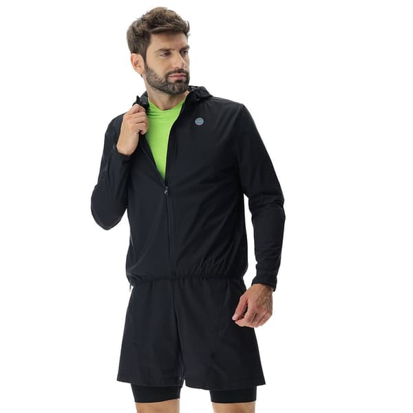 Uyn Jacka Running Masterwind Svart M Man