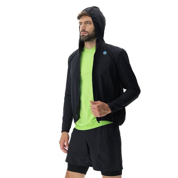 Uyn Jacka Running Masterwind Svart M Man
