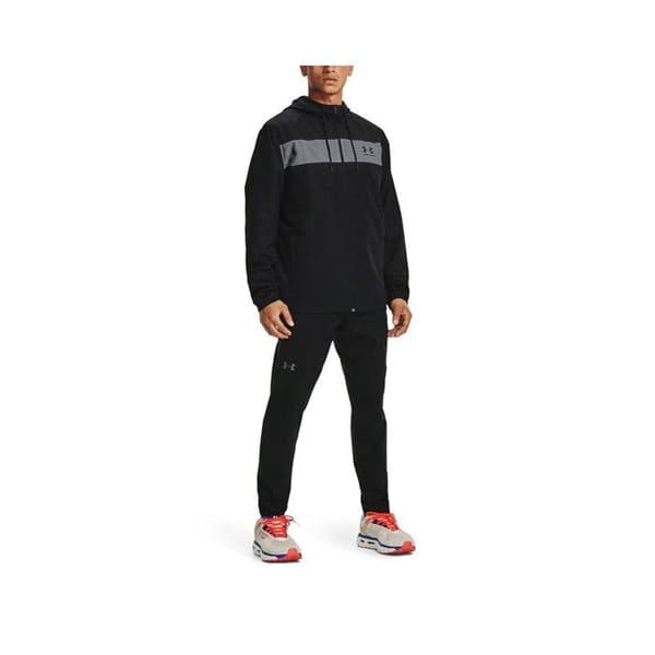Vindjacka herr - UNDER ARMOUR - Sportstyle Vindjacka - Polyester - Svart - Långa ärmar