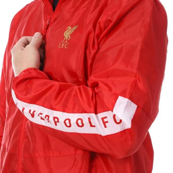 Röd Jacka Man Liverpool Roliv