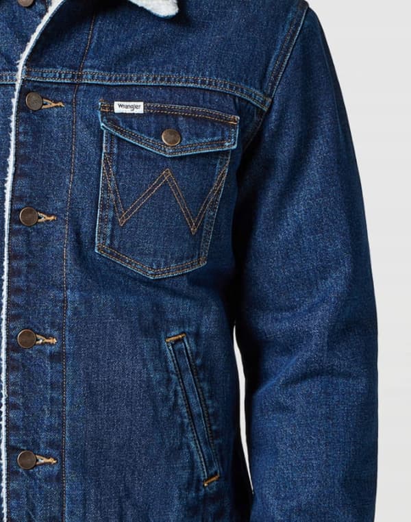Wrangler Sherpajacka Dark Stone Isolerad Katana Marinblå Denim M