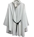 Miniatyrbild 3 av 11: Poncho i flytande tyg med skärp - flera färger - one size 36-44