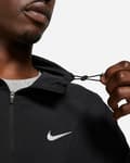 Miniatyrbild 5 av 5: Nike Miler vattenavvisande löparjacka för män