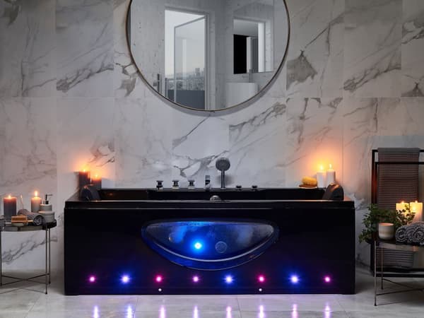 Bubbelbad Svart Sanitetsakryl Glas Transparent Front med LED-lampor Nackstöd Massage Vattenstrålar 170 x 80 cm Rektangulär badtunna