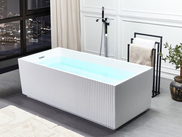Rektangulärt vägghängt badkar Matt vit akryl 170 x 80 cm Räfflad yta Modern stil Badrum
