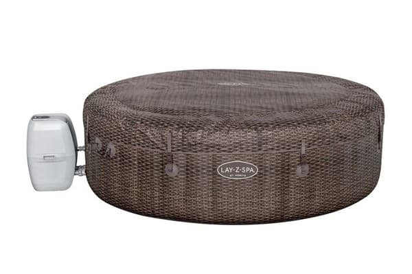 Bestway Lay-Z-Spa St. Moritz Uppblåsbar Bubbelpool - 5-7 Personer, 180 AirJets, Energieffektiv, Freeze Shield, Rotan-Look