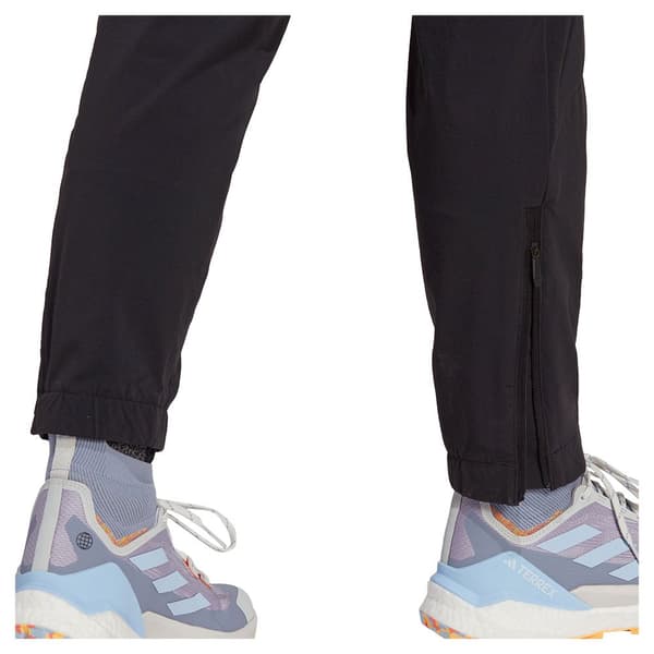 Adidas Byxor Utilitas Zo Svart 40 / Regular Kvinna
