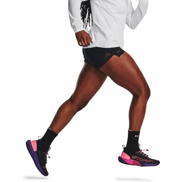 Under Armour Shorts Run Stamina 3 Inch Svart S Kvinna