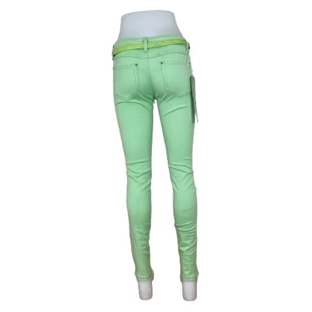Gröna mjuka jeans med bälte 34