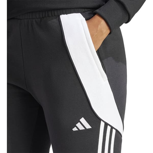 Adidas Verkkahousut Tiro24 Musta 2XS / Regular Nainen