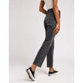 Miniatyrbild 5 av 6: Lee Rider Classic Relaxed Fit Jeans Svart 32 / 31 Kvinna
