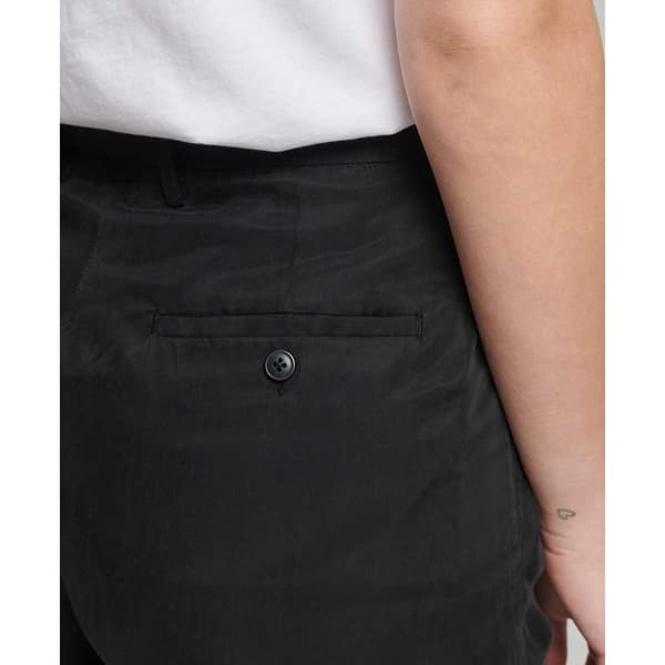 Superdry Studios Cupro Shorts Svart S Kvinna