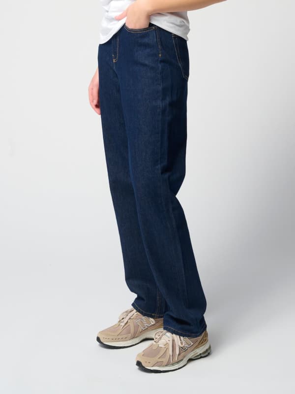 Performance Loose Jeans