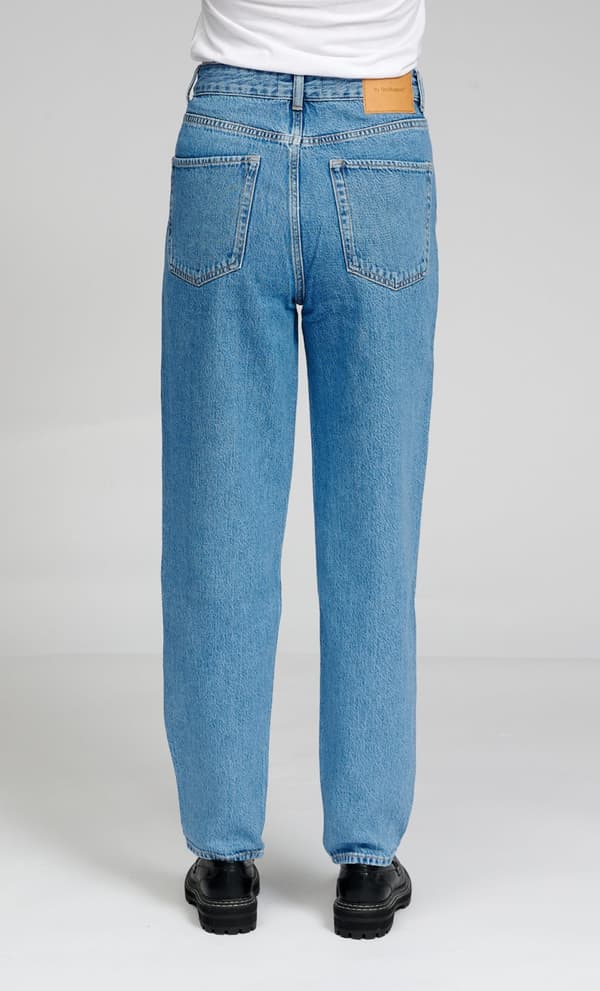 Performance Mom Jeans