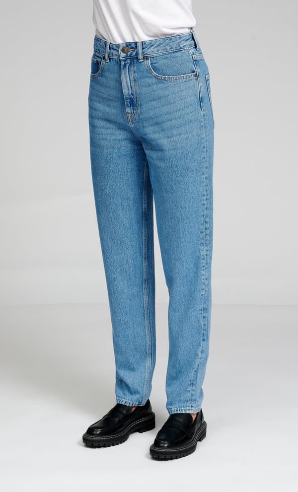 Performance Mom Jeans