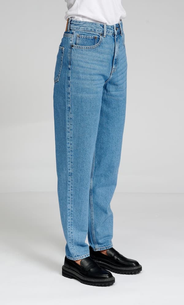 Performance Mom Jeans