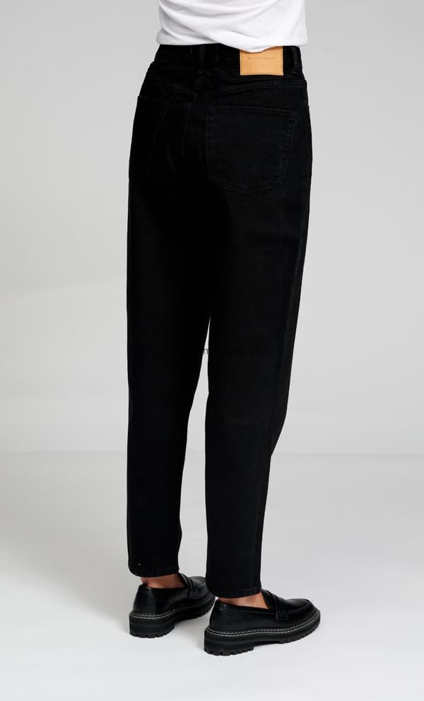 Performance Mom Jeans