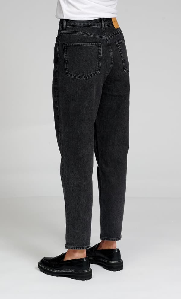 Performance Mom Jeans Washed Black Denim