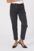 Miniatyrbild 1 av 10: Performance Mom Jeans Washed Black Denim