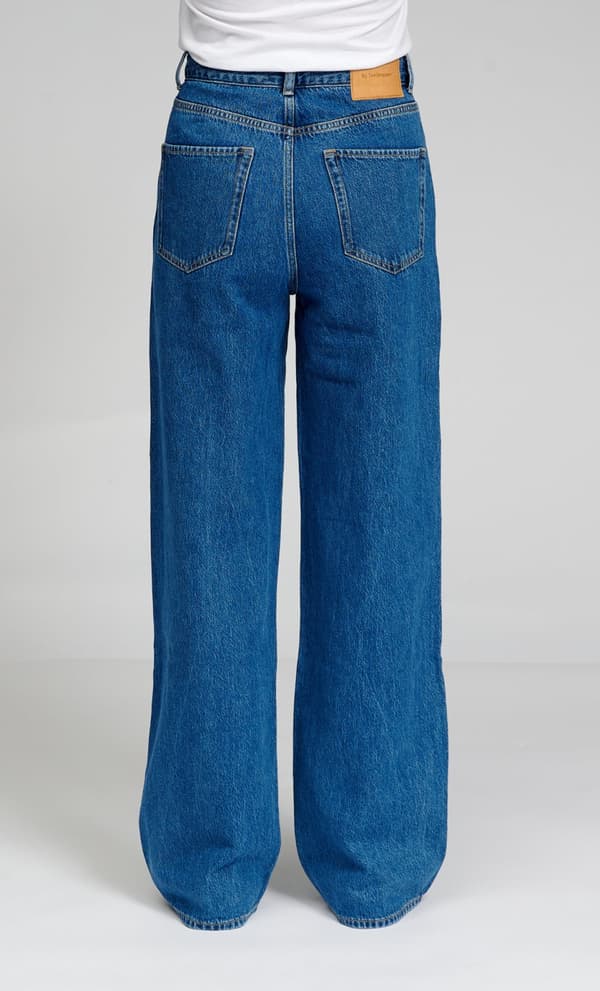 Performance Wide Jeans