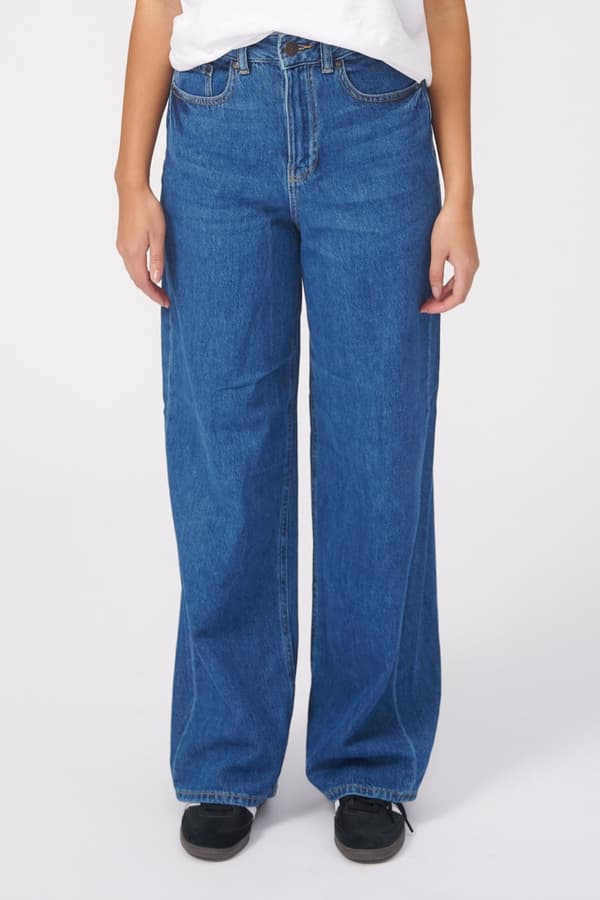 Performance Wide Jeans