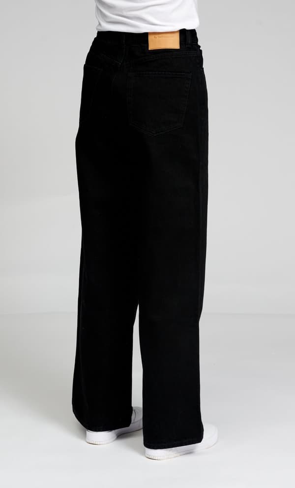 Performance Wide Jeans