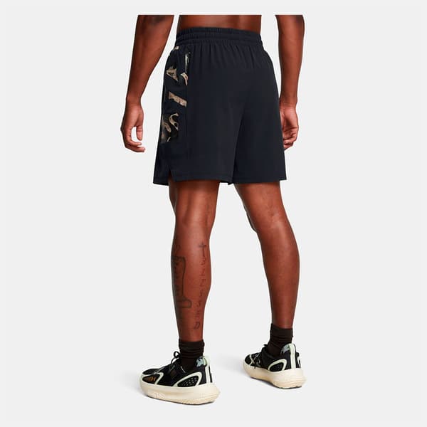 Under Armour Baselinche Woven Shorts  M Mand