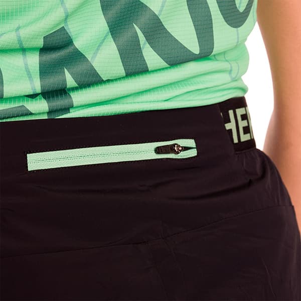 Trangoworld Larues Shorts Svart M Kvinna