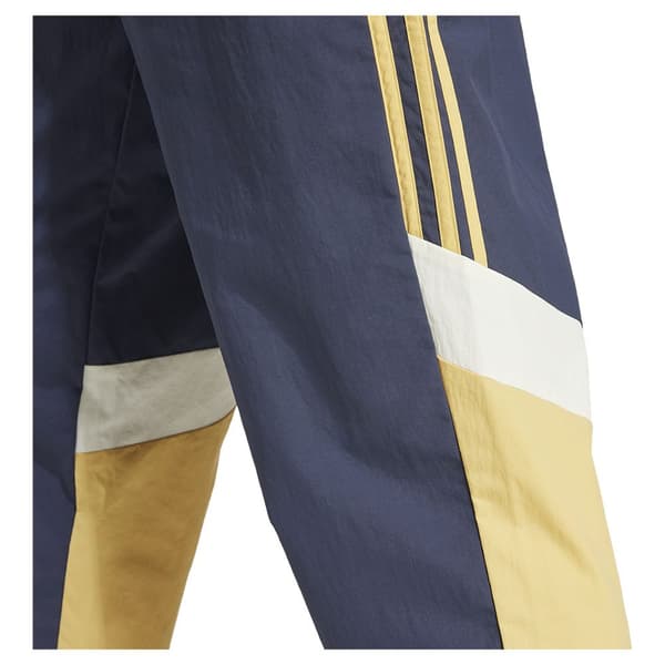 Adidas Juventus Seasonal Verryttelyhousut  2XL Mies