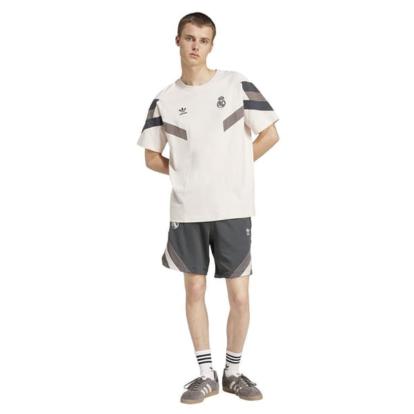 Adidas Real Madrid Originals Shorts  L / Regular Man