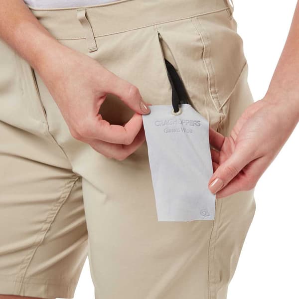 Craghoppers Kiwi Pro Iii Shorts Beige 20 Kvinna