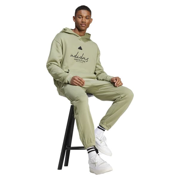 Adidas Brand Love French Terry Joggers Grönt S / Regular Man