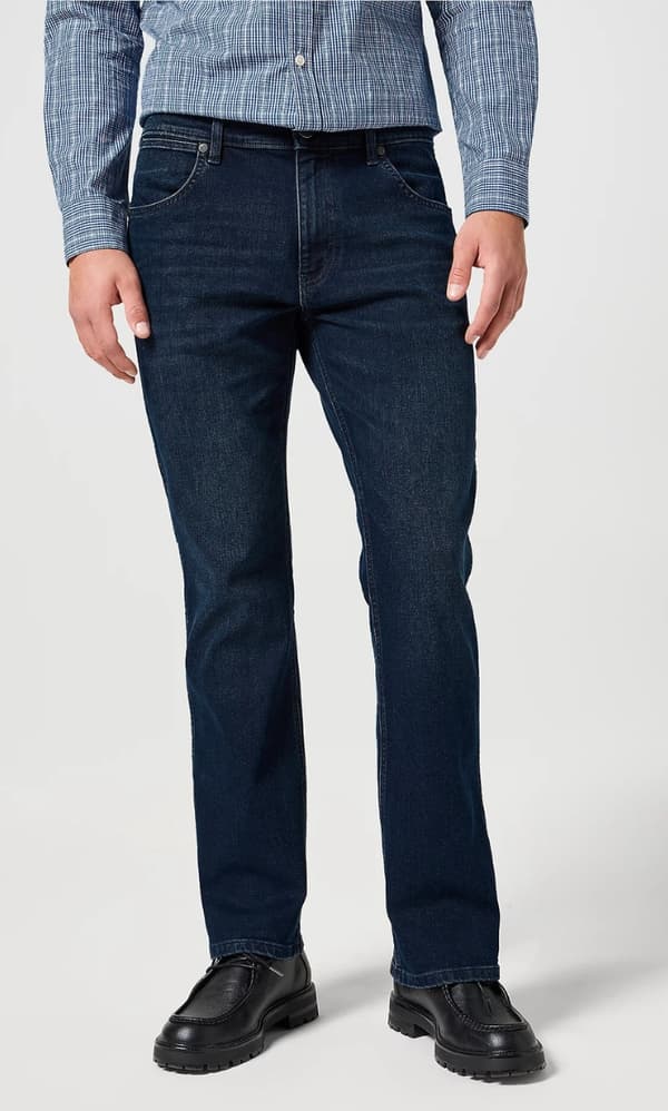 Wrangler HORIZON REGULAR BOOT Onyx UTSVÄNGDA JEANS W34 L30