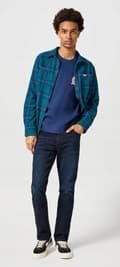 Pikkukuva 5 / 8: Wrangler TEXAS SLIM -farkut, tummansiniset ja mustat, laivastonsiniset, W34-L30
