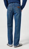 Miniatyrbillede 4 af 8: Wrangler FRONTIER Outlaw Indigo DENIM LØSE JEANS W34 L32