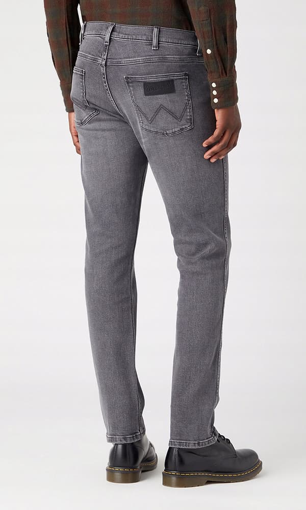 Wrangler GREENSBORO In Space Raka Jeans Grå Denim W40 L34