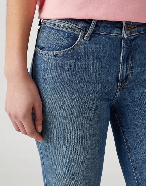 Wrangler Bootcut Girlband Damjeans med utsvängda ben W28 L32