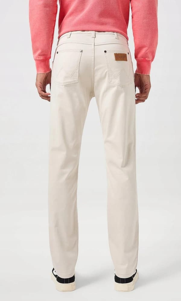 Wrangler LARSTON SLIM Stone FITTED BEIGE TYGBYXOR W40 L34
