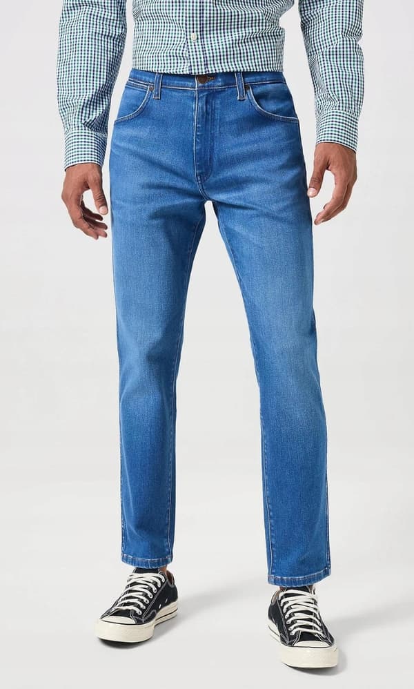 Wrangler LARSTON Free To Stretch Rustic MUKAVAT JOOTASFARKUT W32 L36