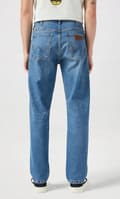 Miniatyrbillede 4 af 9: Wrangler FRONTIER Brennan DENIM LØSE JEANS MED LIGHT OG STRAIGHT W29 L32
