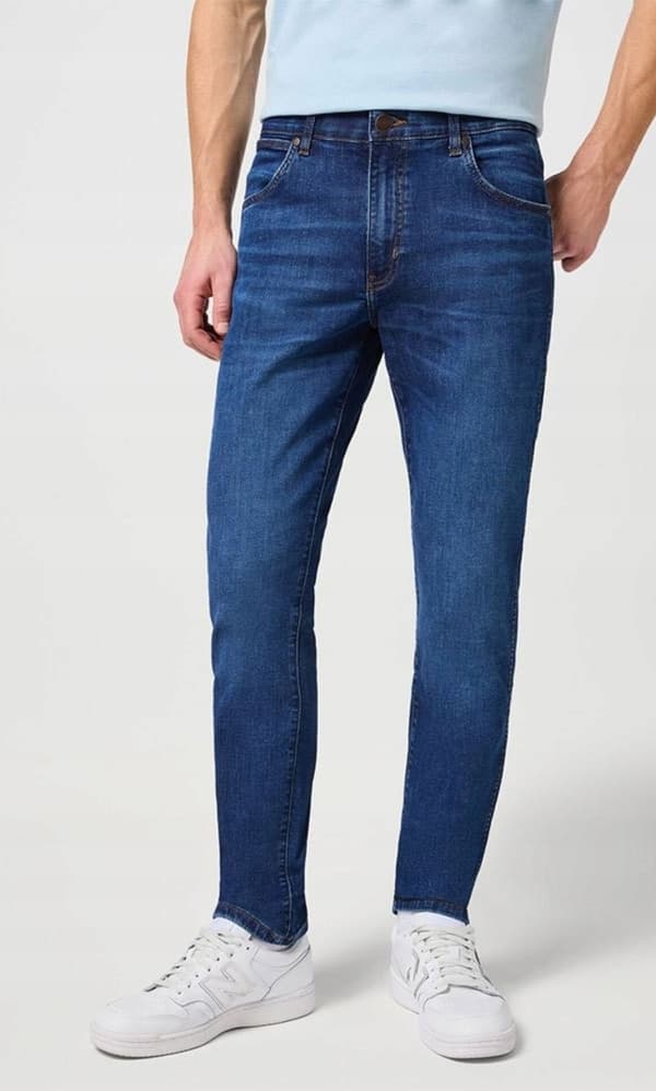 Wrangler LARSTON Harvey VAPAASTI JOUSTAVAT ISTUVAT FARKUT W29 L32