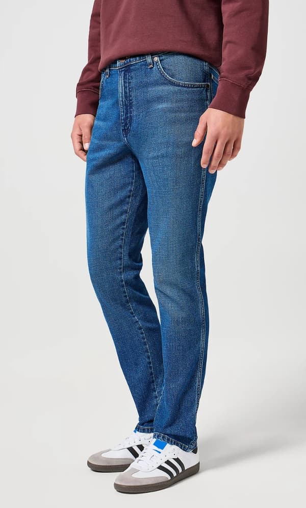 Wrangler RIVER Sundown Blue CLASSIC TAPERED -FARKUT W32 L32