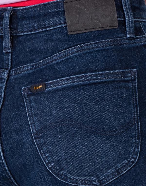 Lee CAROL RAKA RAKA DAM MOM JEANS 7/8 W28 L33