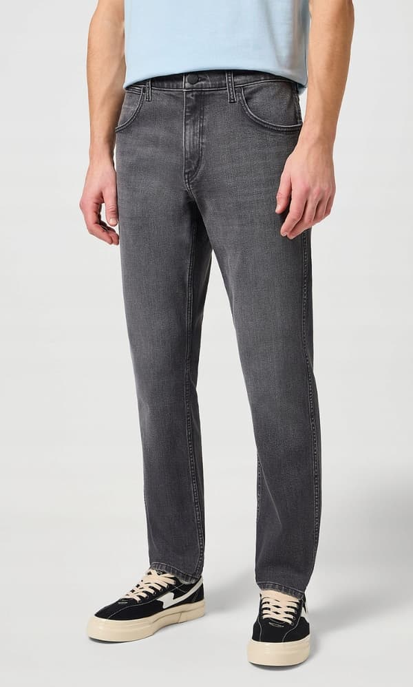 Wrangler GREENSBORO REGULAR STRAIGHT Mørklæggende MØRKEGÅRET DENIM W40 L32