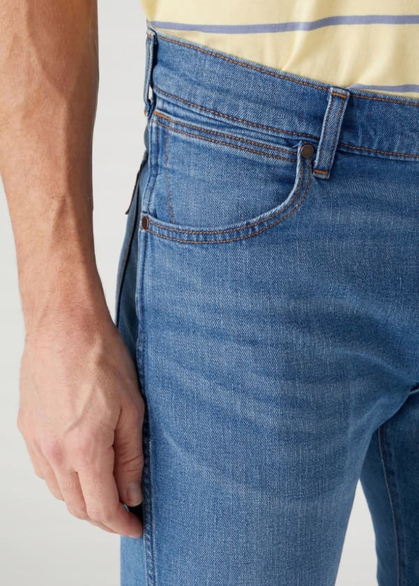Wrangler LARSTON SLIM Vito BLÅ JEANS W30 L32