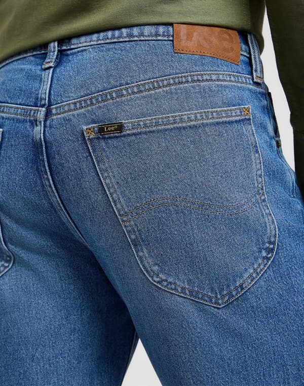 Lee DAREN REGULAR Chill Out STRAIGHT LOW STRETCH BLUE DENIM W32 L30