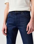 Miniatyrbillede 6 af 7: Wrangler LARSTON SLIM TAPERED Landed TAPERED NAVY DENIM W33 L36